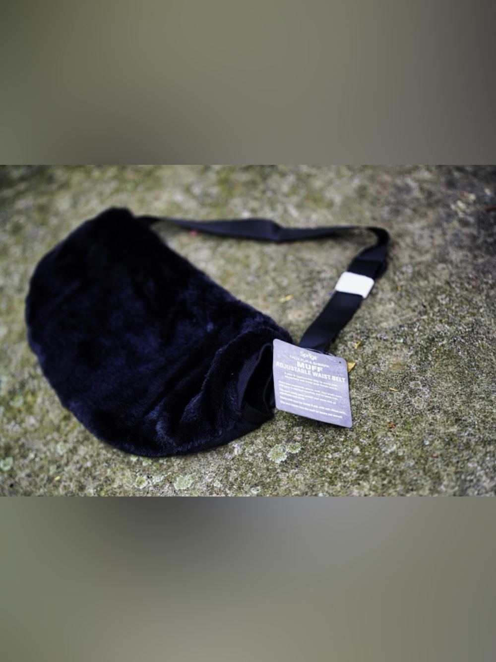 NWT Sprigs Faux Fur & Sherpa Muff - Adjustable Waist Belt - Black